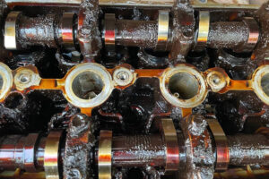 Нужно ли промывать двигатель после зимней эксплуатации: роль промывочных масел Промывочное масло в Алматы